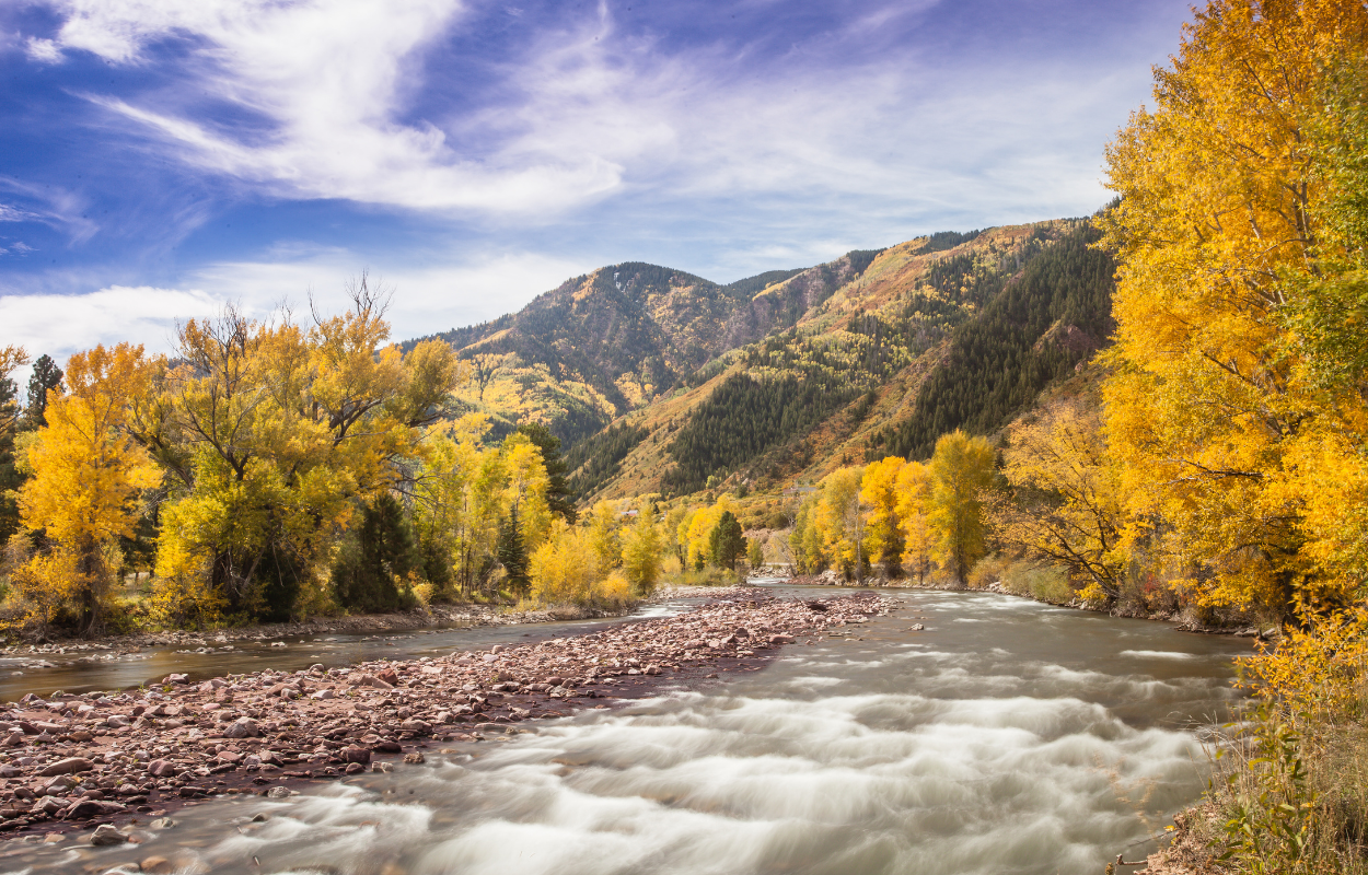 Roaring Fork River near Carbondale in the fall